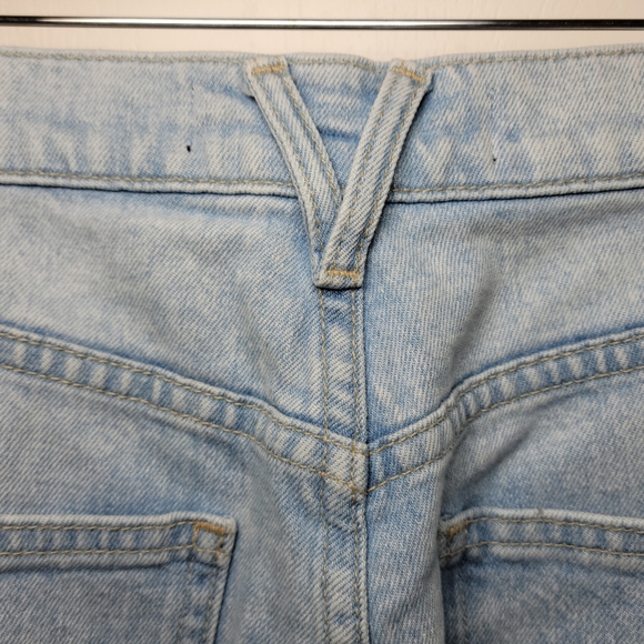 Veronica Beard Blake Classic Straight High-Rise Jeans Light Wash Size 30 - Picture 11 of 11